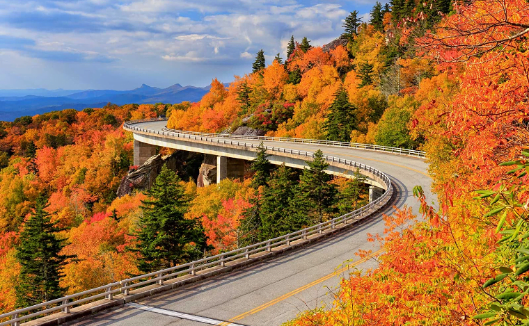 The Best 10 Fall Road Trip Destinations For Stunning Scenery in The U.S ...